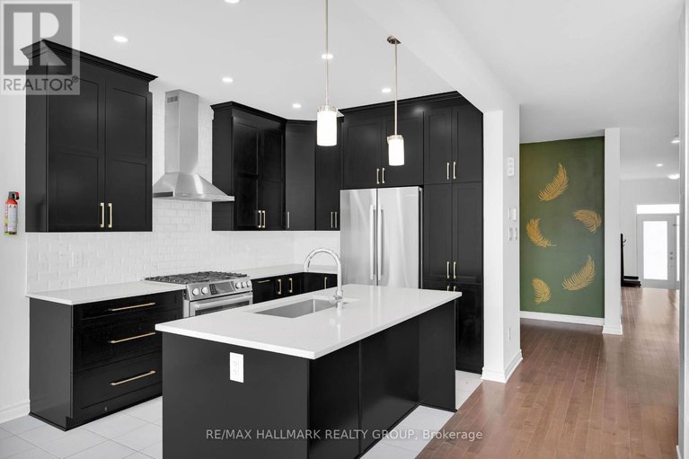 28819616/276-big-dipper-street/riverside-southgloucester-glen/ottawa/ontario/K4M0J6_11