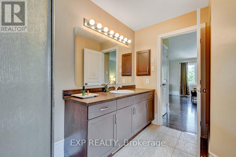 28172132/135-riversedge-crescent/riverside-southgloucester-glen/ottawa/ontario/K1V0Z8_26