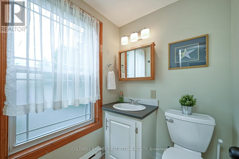 28490443/22-poole-creek-crescent/fringewood/ottawa/ontario/K2S1G4_15