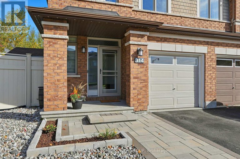 29054390/314-melodie-street/mer-bleuebradley-estatesanderson-park/ottawa/ontario/K1W0H9_3
