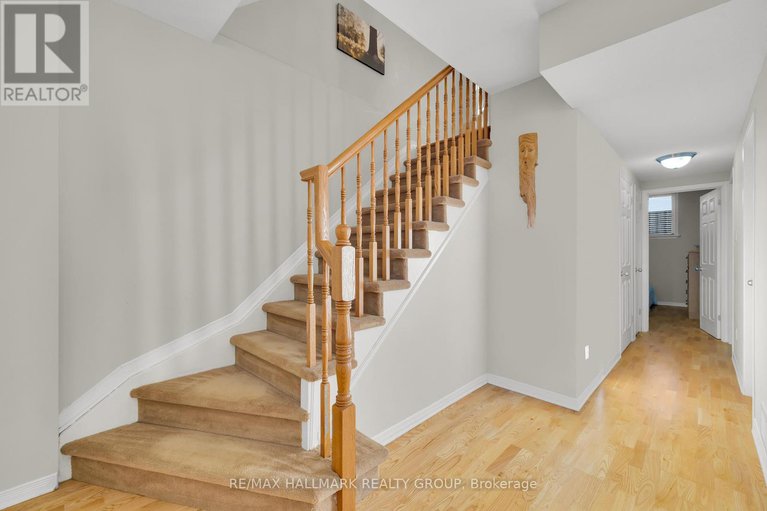 29228644/4-577-reardon-private/heron-gateindustrial-park/ottawa/ontario/K1V2K9_27