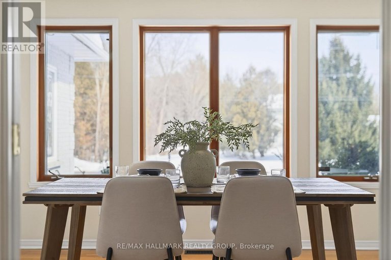 29431777/2349-brennan-park-drive/cumberland-west/ottawa/ontario/K4C1H6_20