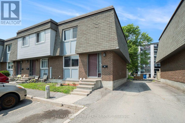 28410250/54-corley-private/heron-gateindustrial-park/ottawa/ontario/K1V8T7_2