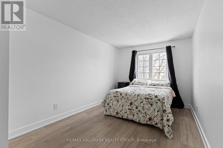 29206079/463-canotia-place/fallingbrookpineridge/ottawa/ontario/K4A2K2_20