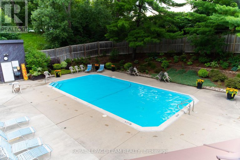 28663868/1516-2871-richmond-road/britannia-heights/ottawa/ontario/K2B8M5_28