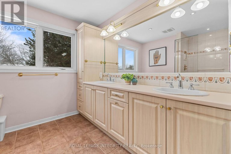 29332214/830-acadian-gardens/convent-glen/ottawa/ontario/K1C2V6_21