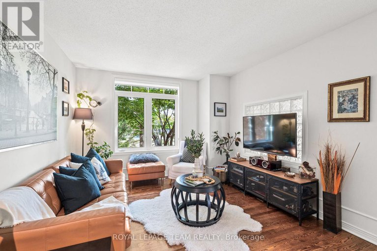 28493440/48-colchester-square/beaverbrook/ottawa/ontario/K2K2X4_8