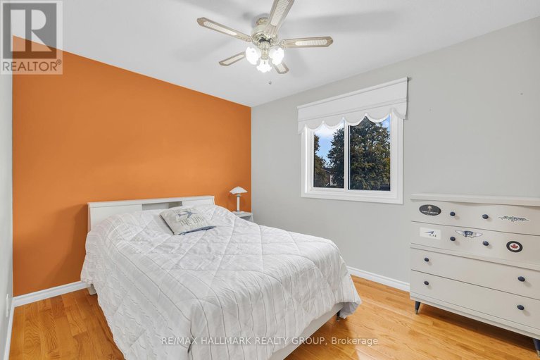 29038832/336-mceachern-crescent/bilberry-creekqueenswood-heights/ottawa/ontario/K1E3P5_29