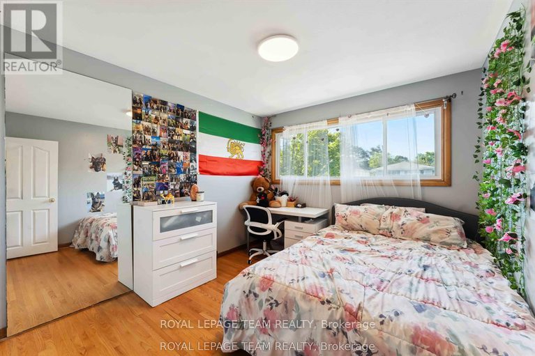 29394022/2353-georgina-drive/whitehaven/ottawa/ontario/K2B7M6_16