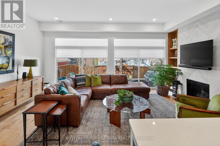 29641673/31-carlotta-avenue/kingsview-park/ottawa/ontario/K1L6S5_8