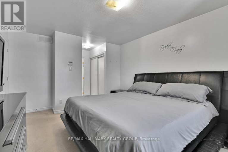 29253973/702-mud-creek-crescent/riverside-southgloucester-glen/ottawa/ontario/K1V1W3_16