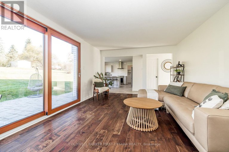 29050103/100-manion-heights-crescent/huntley-ward-south-west/ottawa/ontario/K0A1L0_20