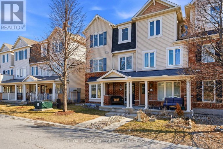 29600892/2720-grand-canal-street/half-moon-bay/ottawa/ontario/K2J0T1_4