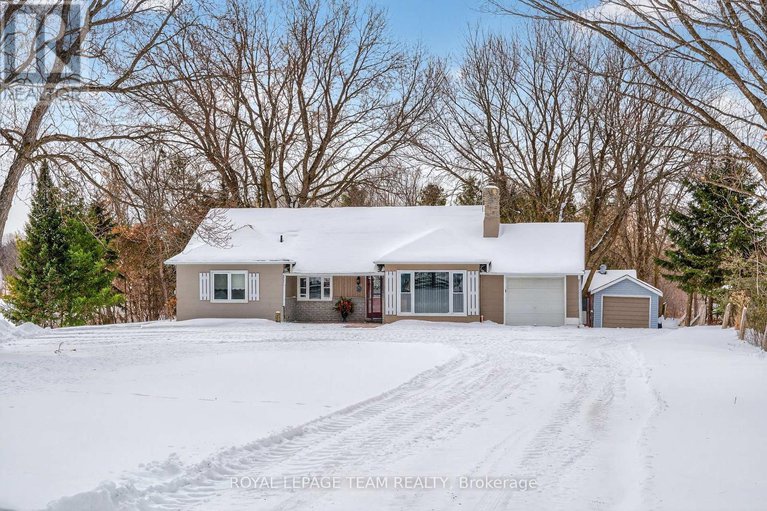 29295342/2377-ramsay-con-7b-avenue-s/mississippi-mills-ramsay-twp/mississippi-mills/ontario/K0A1A0_1