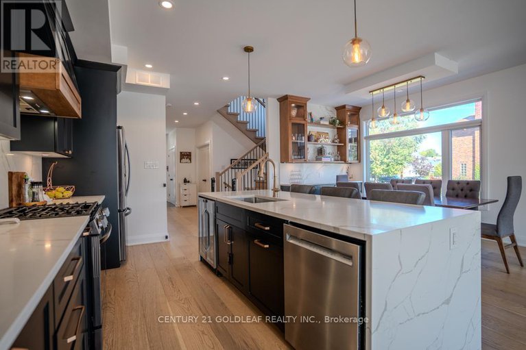 28880325/30-king-george-street/overbrook/ottawa/ontario/K1K1V8_7