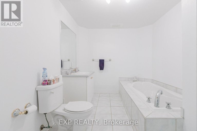 28996455/5472-wicklow-drive/manotick-village-manotick-estates/ottawa/ontario/K4M1C4_45