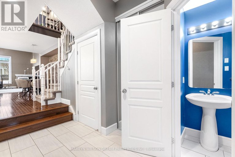 29259200/190-tandalee-crescent/emerald-meadowstrailwest/ottawa/ontario/K2M0A2_18