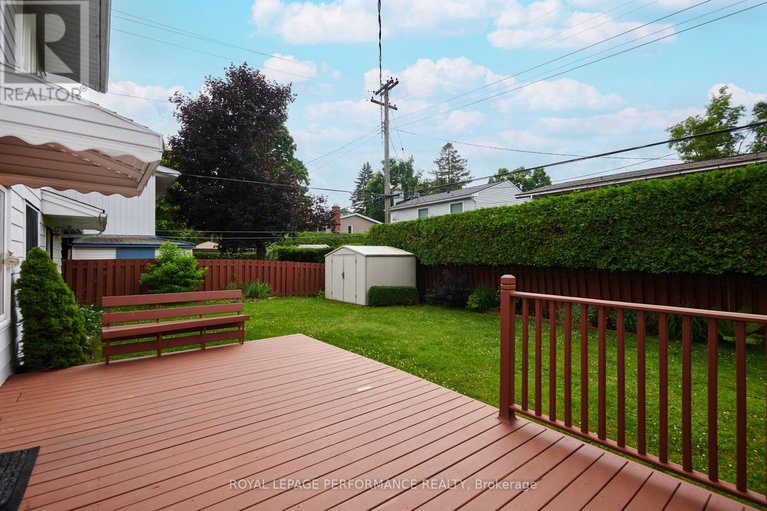 28570565/2220-quinton-street/urbandale-acres/ottawa/ontario/K1H6V3_31