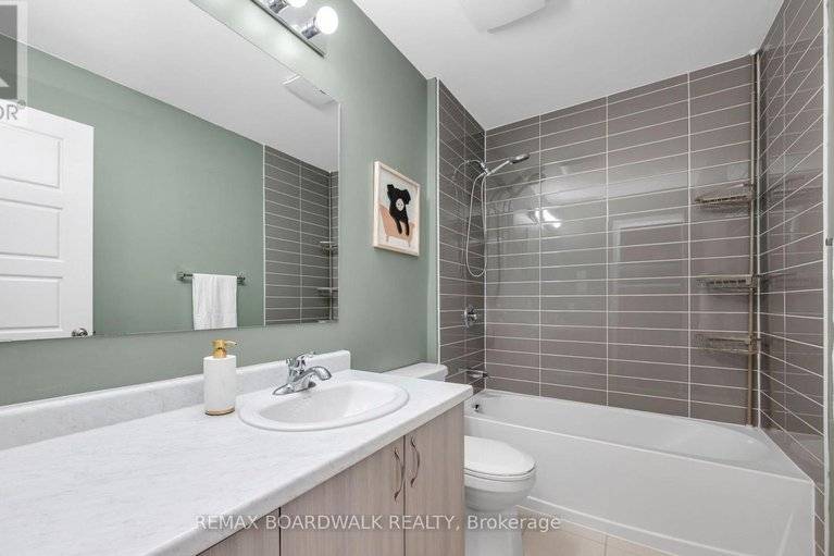 29379642/302-haliburton-heights/emerald-meadowstrailwest/ottawa/ontario/K2S1S3_45