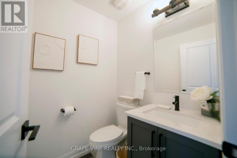 28962954/2057-caltra-crescent/half-moon-bay/ottawa/ontario/K2J6V4_24