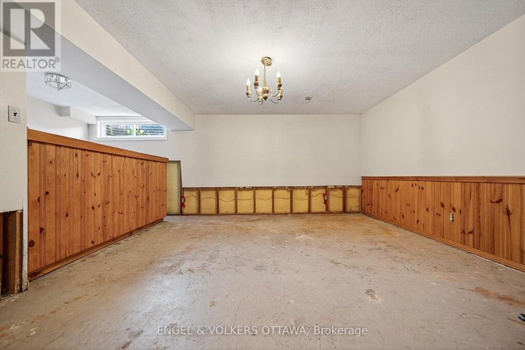 28865549/29-milne-crescent/beaverbrook/ottawa/ontario/K2K1H7_48