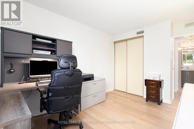 28942742/101-1705-playfair-drive/playfair-park/ottawa/ontario/K1H8P6_14