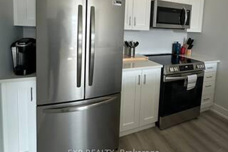 28573382/110-1350-hemlock-road/cfb-rockcliffe-and-area/ottawa/ontario/K1K4E4_10