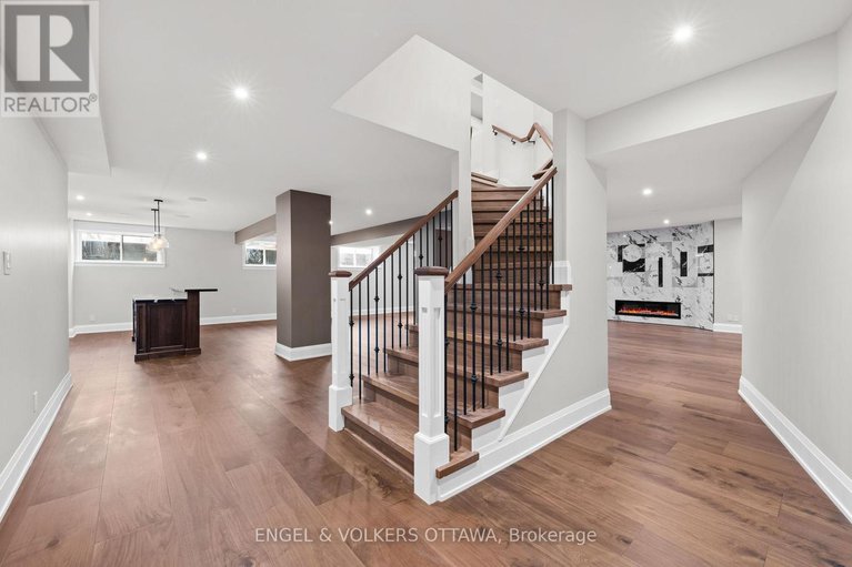 29334925/432-ashbee-court/manotick-village-manotick-estates/ottawa/ontario/K4M0A8_34