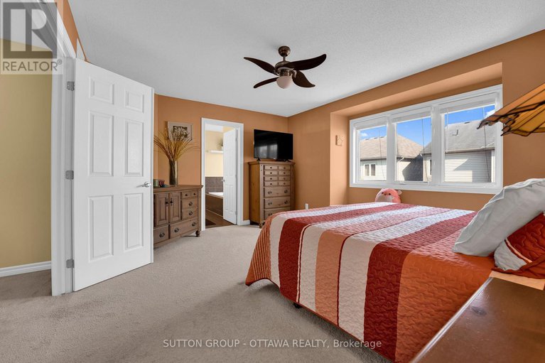 28556143/3596-cambrian-road/half-moon-bay/ottawa/ontario/K2J0S5_23