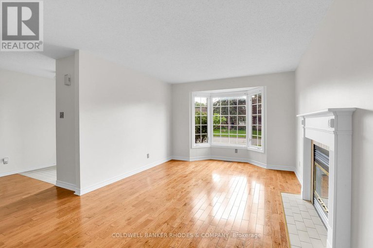 28395342/62-beechfern-drive/stittsville-central/ottawa/ontario/K2S1E3_9