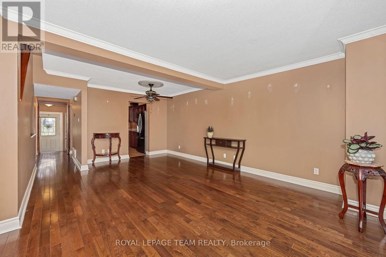 28523246/77-12-bentbrook-crescent/heritage-park/ottawa/ontario/K2J3X9_7