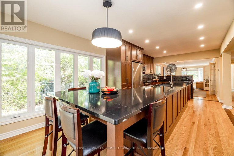 28917616/9-lone-meadow-trail/stittsville-central/ottawa/ontario/K2S1C9_14