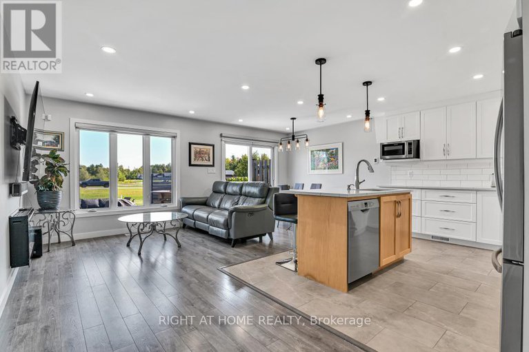28876721/209-etienne-street/clarencerockland-twp/clarence-rockland/ontario/K0A1E0_5