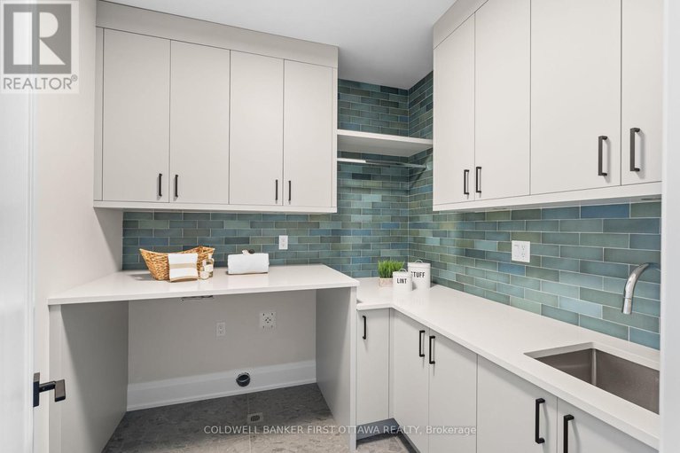 28574430/42-parkland-crescent/arlington-woods/ottawa/ontario/K2H7W5_24
