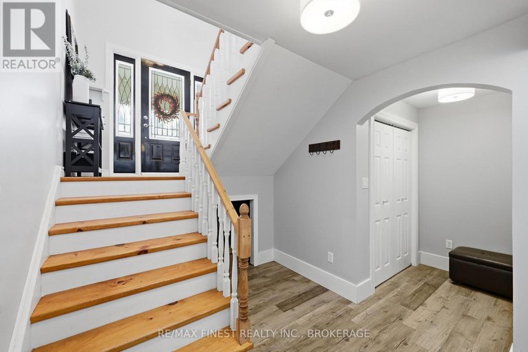 29422914/2518-rideau-ferry-road/drummondnorth-elmsley-north-elmsley-twp/drummondnorth-elmsley/ontario/K7H3C7_42