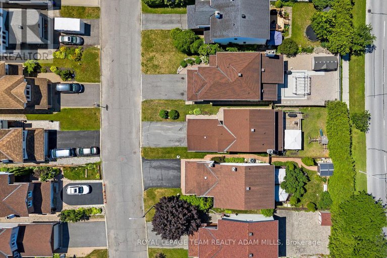 28573380/607-tourelle-drive/fallingbrookgardenway-south/ottawa/ontario/K4A3H5_39