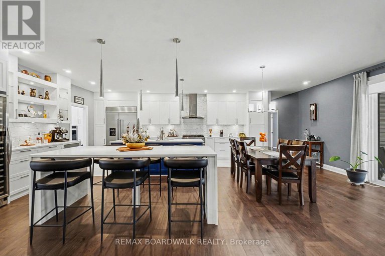 29407946/139-st-thomas-street/russell-twp/russell/ontario/K0A3H0_8