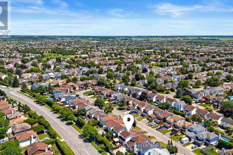 28573380/607-tourelle-drive/fallingbrookgardenway-south/ottawa/ontario/K4A3H5_46