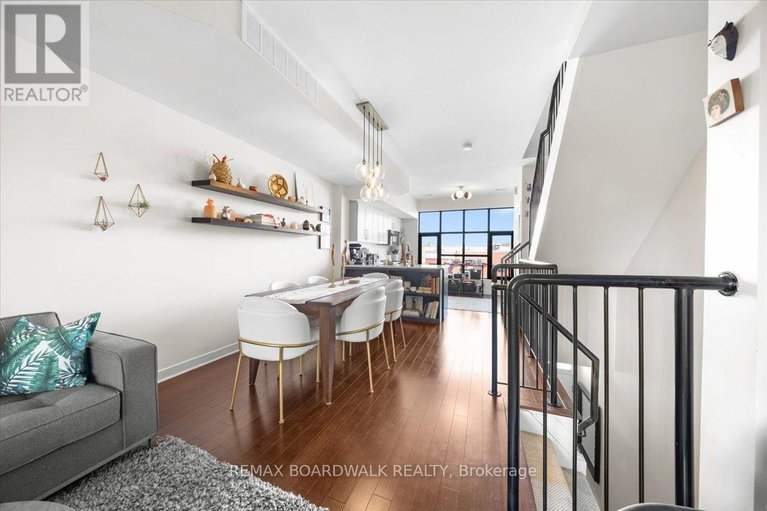 29654536/g-154-spruce-street/west-centre-town/ottawa/ontario/K1R6P2_12