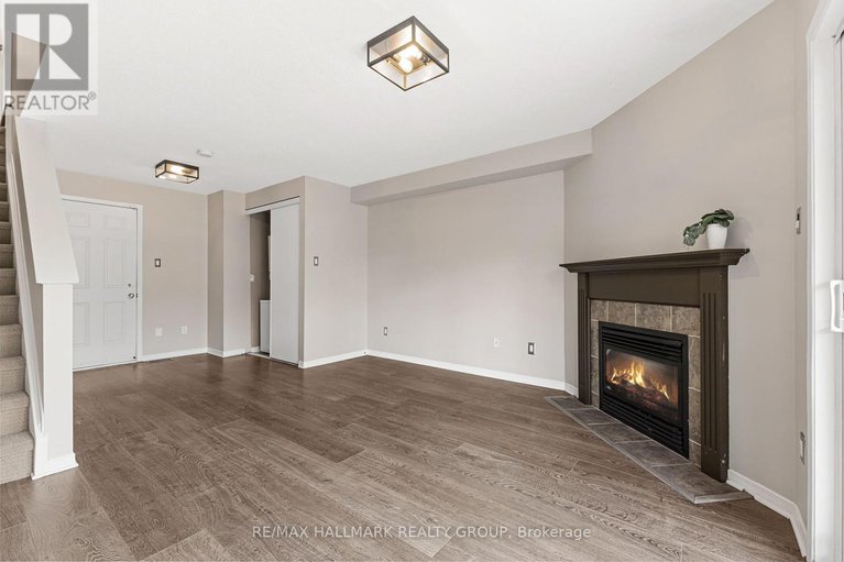 28482791/253-stroget-private/merivale-industrial-parkcitiplace/ottawa/ontario/K2E0A9_31