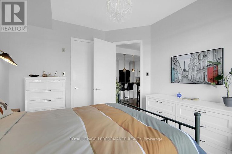 29220944/409-420-berkley-avenue/westboro-west/ottawa/ontario/K2A4H5_16