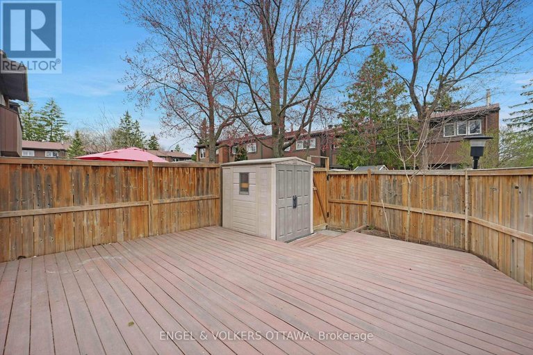 29677909/33-2111-montreal-road/beaconwood/ottawa/ontario/K1J8M8_25