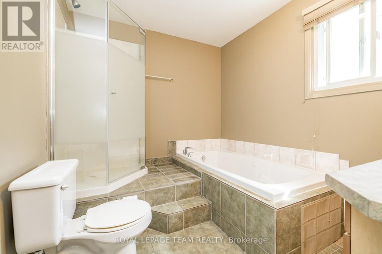 28874937/10-105-parkinson-st-street/kemptville/north-grenville/ontario/K0G1J0_27