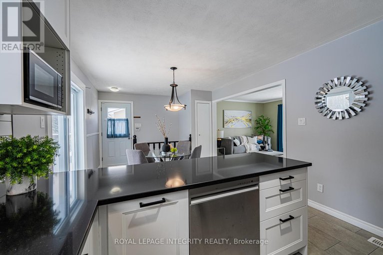 29463823/5-5-le-baron-drive/russell-twp/russell/ontario/K0A2M0_12