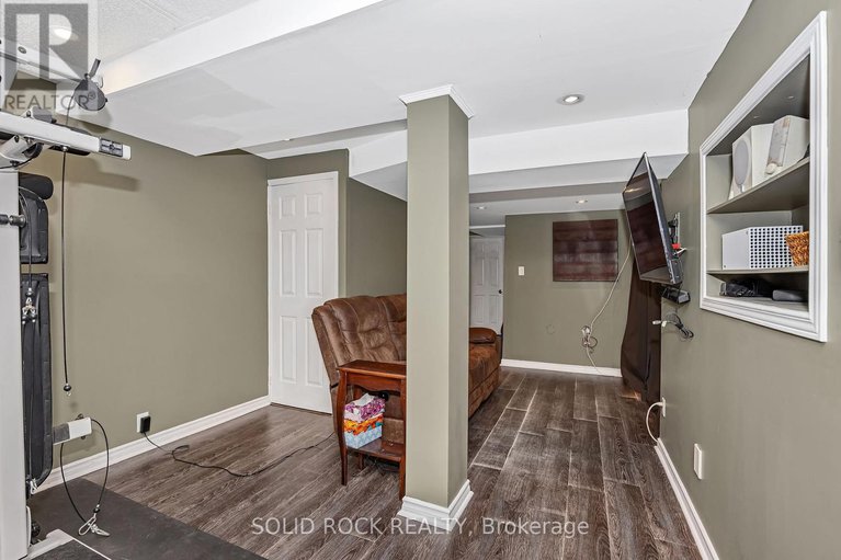 28656205/37-grenadier-way/longfields/ottawa/ontario/K2J4L3_25