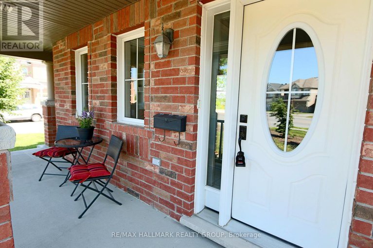 29406515/403-brigatine-avenue/stittsville-north/ottawa/ontario/K2S0P7_6