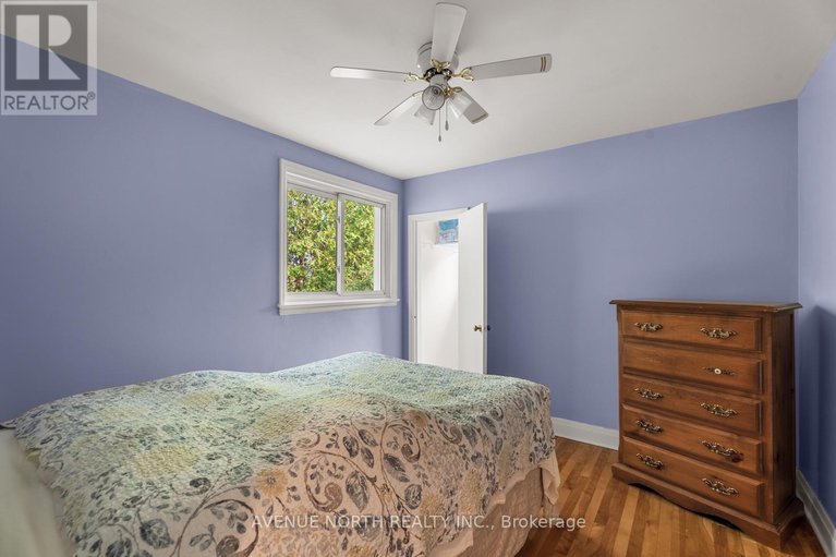 29409950/1210-erie-avenue/ridgemont/ottawa/ontario/K1V6G6_9