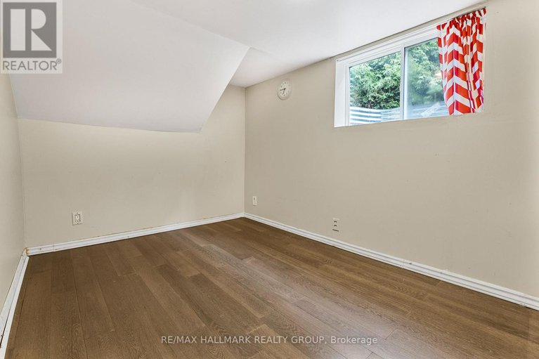28840773/2666-regina-street/britannia/ottawa/ontario/K2B6X8_25