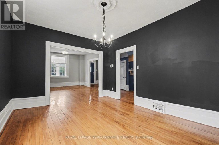 29685328/506-wentworth-avenue/woodroffe/ottawa/ontario/K2B5K1_12