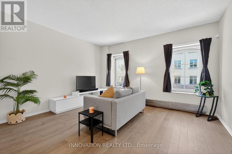 29634182/4-10-clarence-street/lower-townbyward-market/ottawa/ontario/K1N5P3_12
